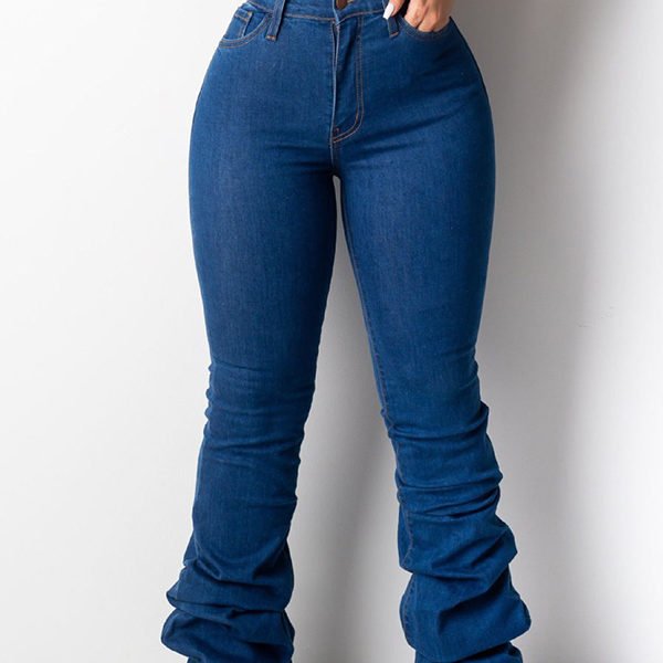 Lovely Leisure Heap Blue Jeans 2