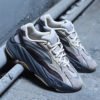 Great quality Fashionable reflective dad shoes yeezy 700 shoes sneakers for men 3