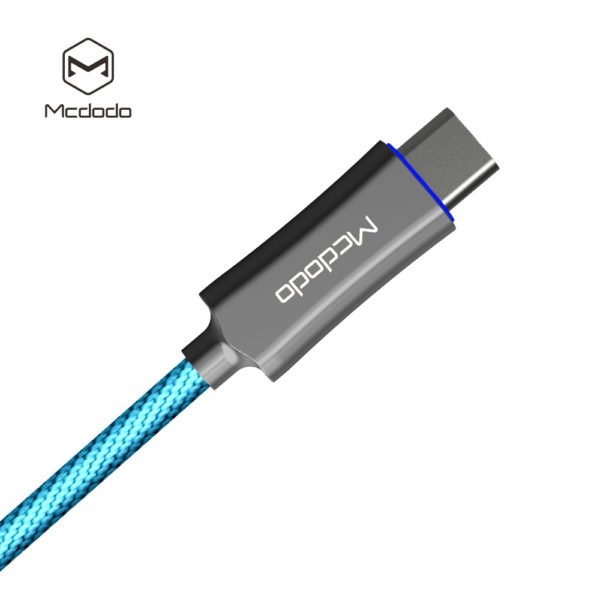 MCDODO Knight Series - Auto Disconnect, QC 3.0, Quick Charge, Type-C Cable- 1m, Blue 2