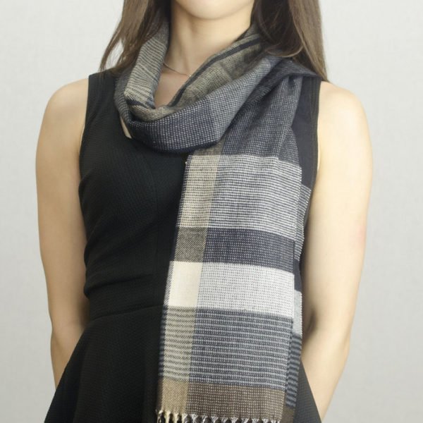 Woven Cashmere Feel Plaid Scarf Z40 Grey/Brown 2