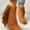 Solid Tassel Design Chunky Heeled Boots 3