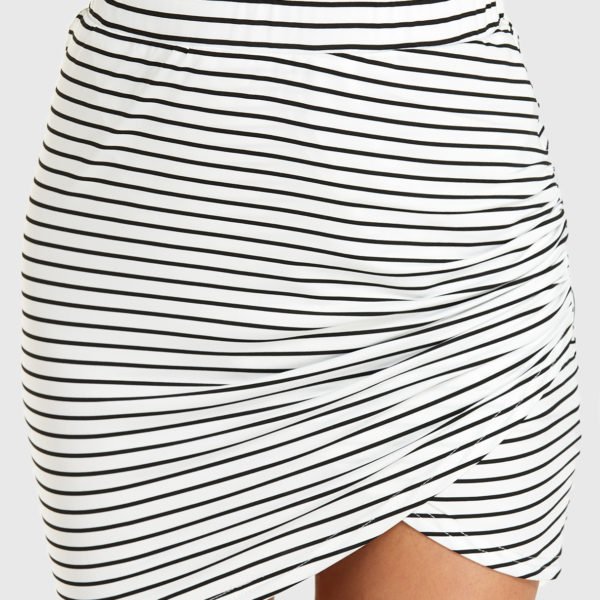 YOINS White Stripe Twist Mini Skirt 2