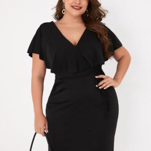 Plus Size Black Wrap Design V-neck Short Sleeves Dress