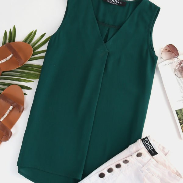 YOINS Green Curved Hem V-neck Sleeveless Top 2