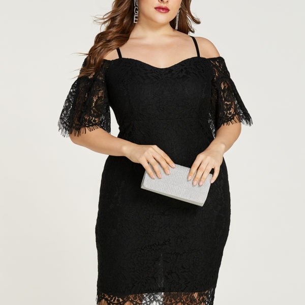 YOINS Plus Size Black Lace Adjustable Shoulder Straps Dress 2