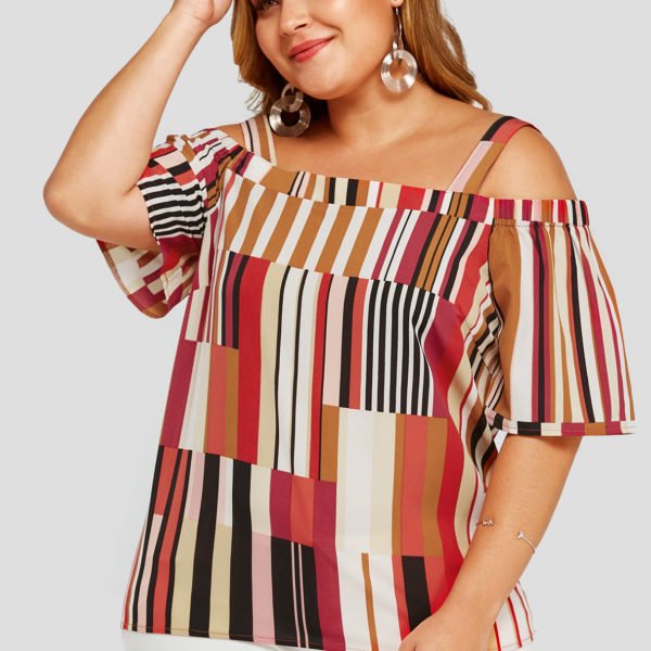 YOINS Plus Size Red Geometrical Cold Shoulder Half Sleeves Blouse 2
